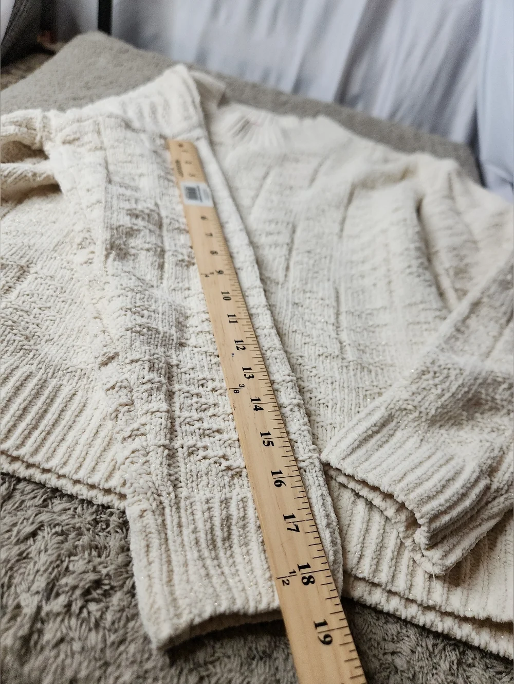 Women's Cream With Metallic Strand Pullover Long Sleeve Sweater - Weatherproof L